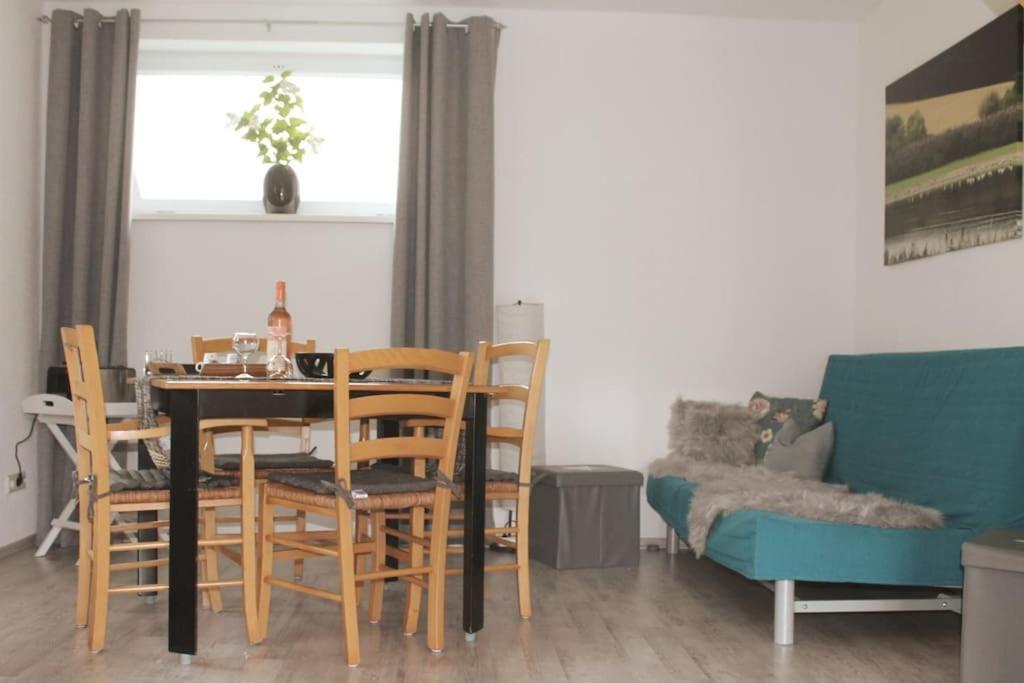 Remise Apartment Deggenhausertal Bagian luar foto